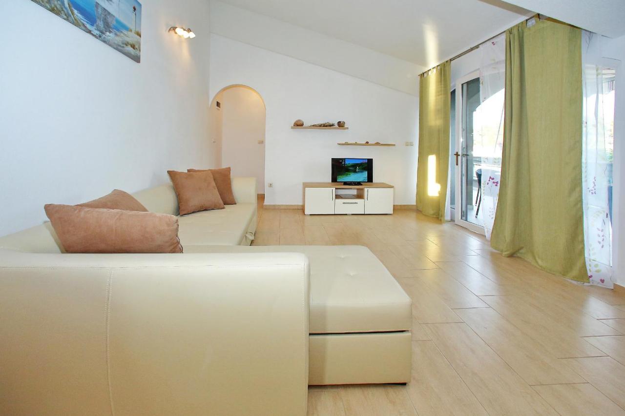 Apartmani Gordana ビビニェ エクステリア 写真