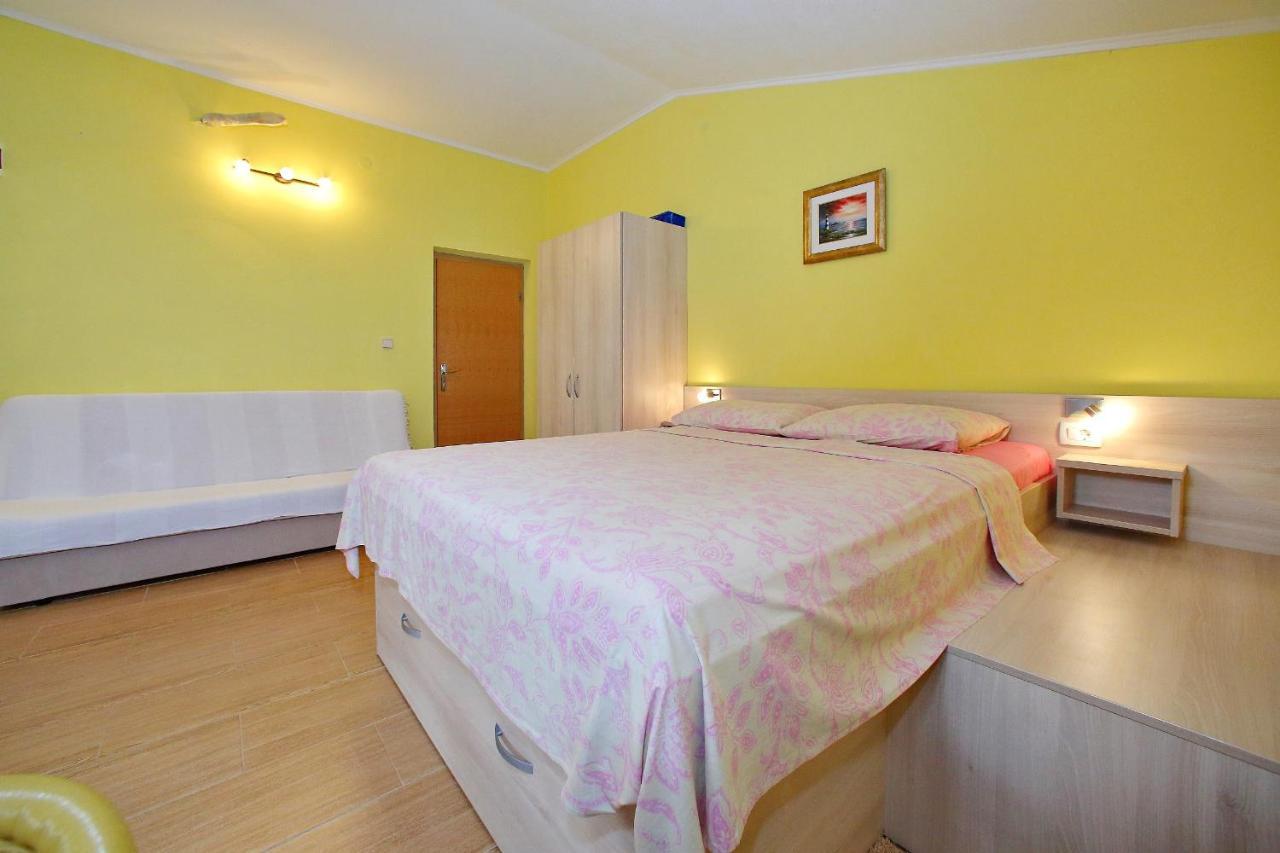 Apartmani Gordana ビビニェ エクステリア 写真